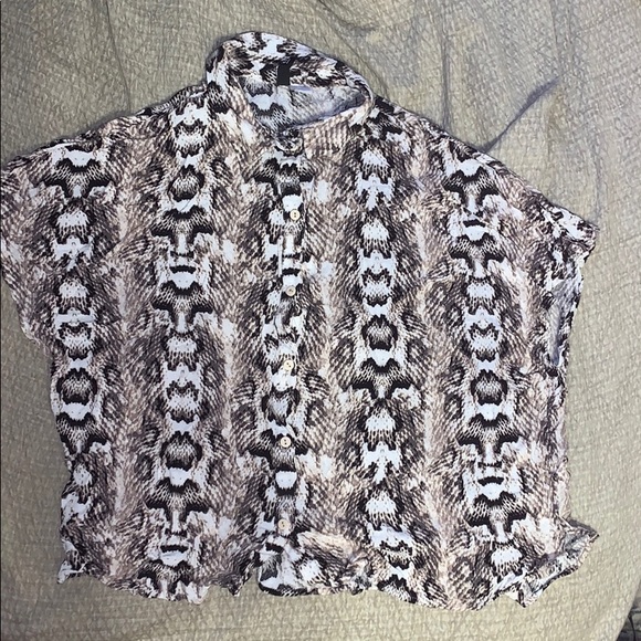 Snake print button up - Picture 1 of 3